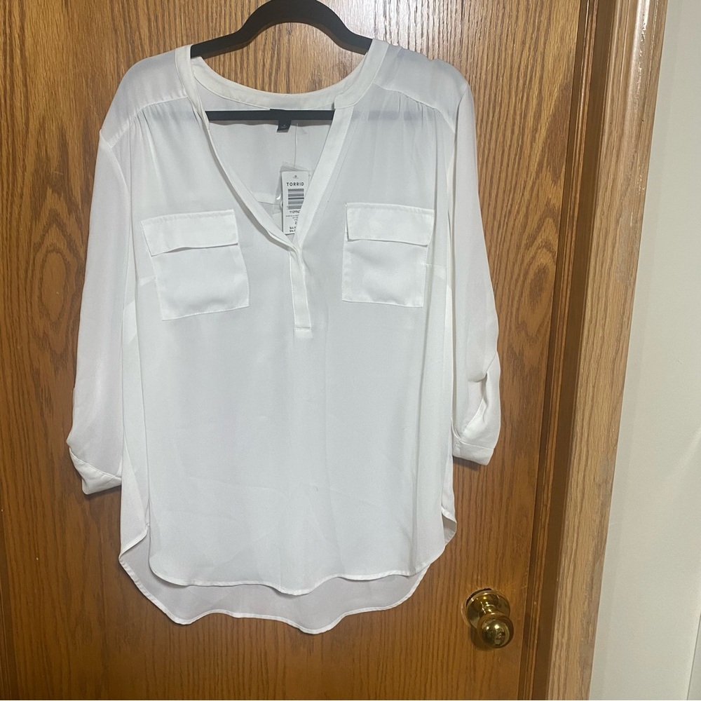 New Torrid Popover Blouse Ivory Plus Sz 2x Roll Tab 3/4 Sleeve Pockets Tunic